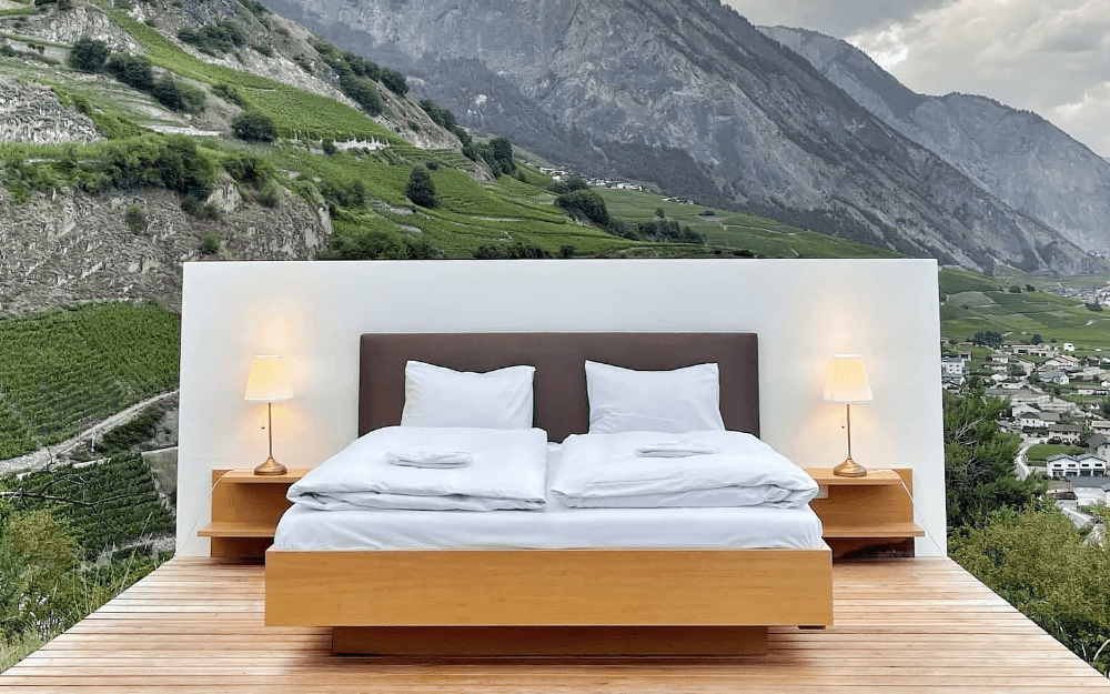 Top 8 Unusual Hotels In The World Image